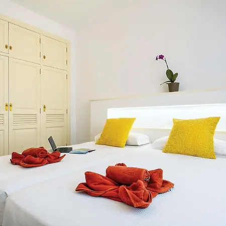 Vila Puerto Del Carmen Sleeps 6 Wifi *